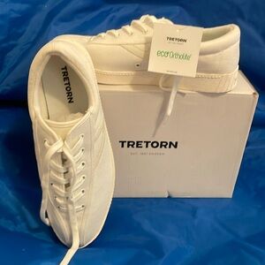 Men’s Tretorn Nylite Plus sneaker size 9, Vintage  White, ecoOrthoLite insole!